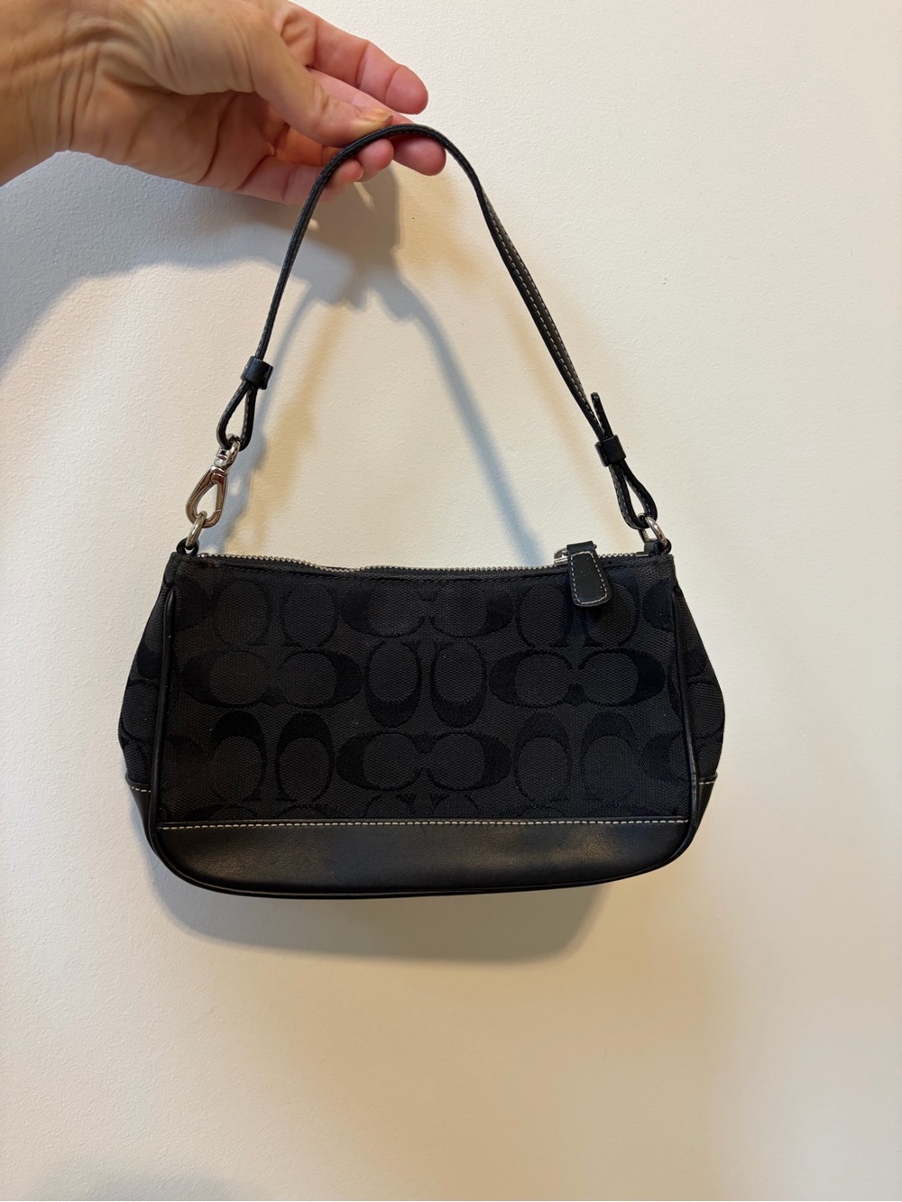 Vintage Coach Black Signature Shoulder Bag